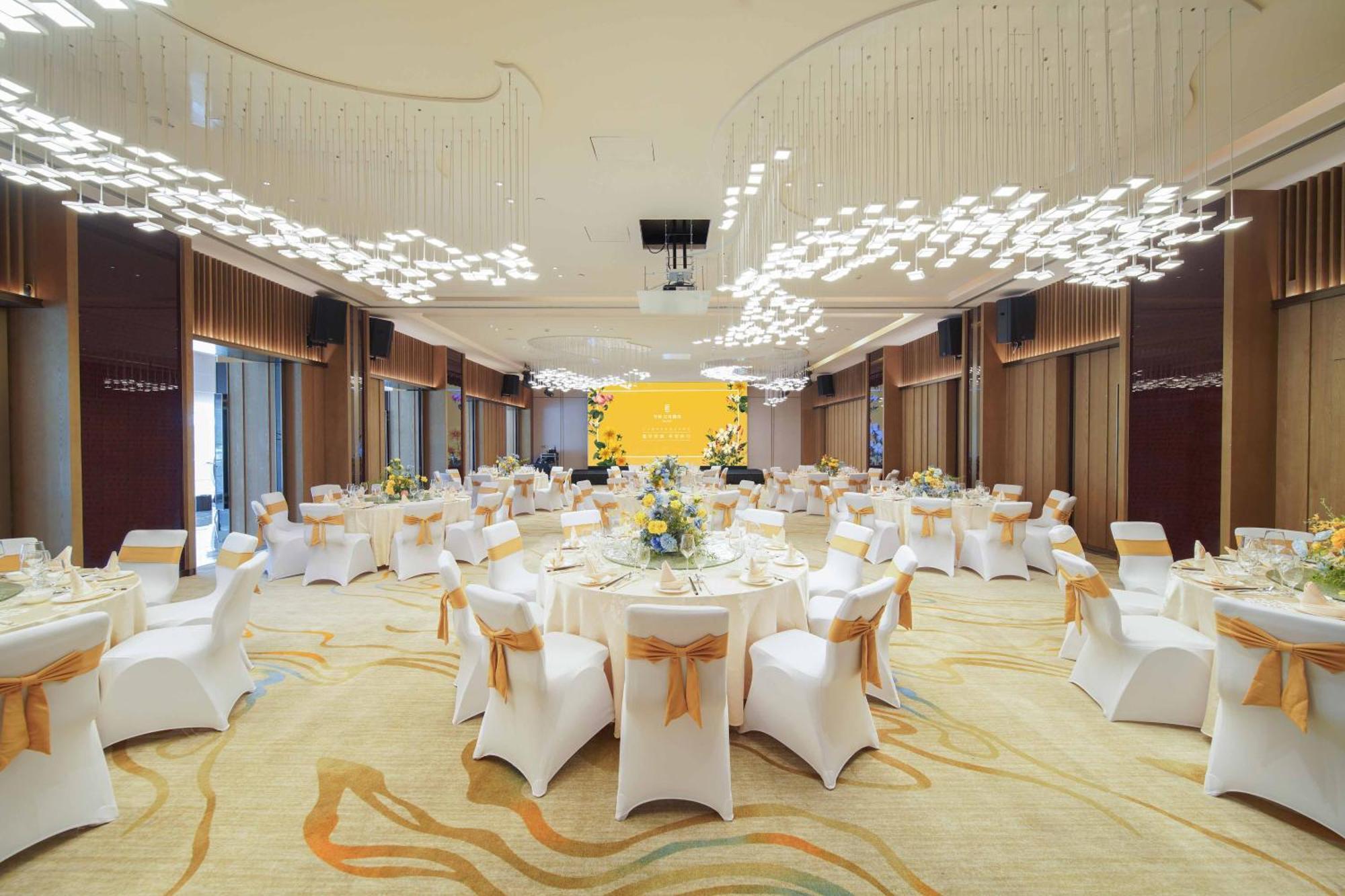 Imperial Traders Elong Hotel - Free Shuttle Bus To Canton Fair Complex & Overseas Buyer Registration Services Dış mekan fotoğraf